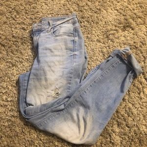 Women’s skinny jeans